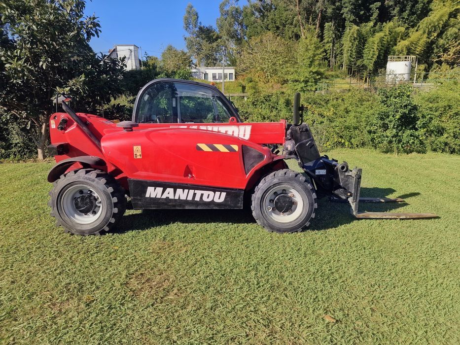 Telescópico Manitou mt 625