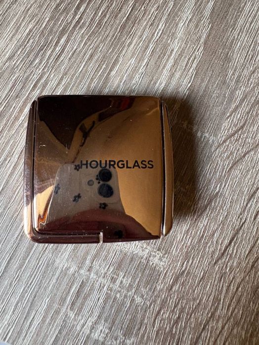 Румʼяна hourglass mood exposure оригінал