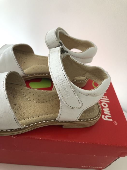 Sandálias de menina Billowy, tamanho 27