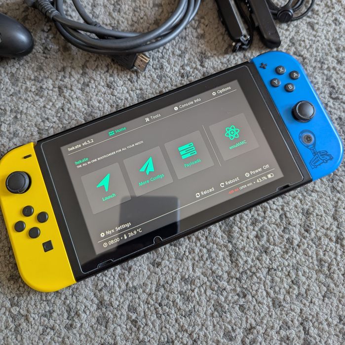 Nintendo Switch V2 CFW Fortnite Przerobiona Modchip Picofly