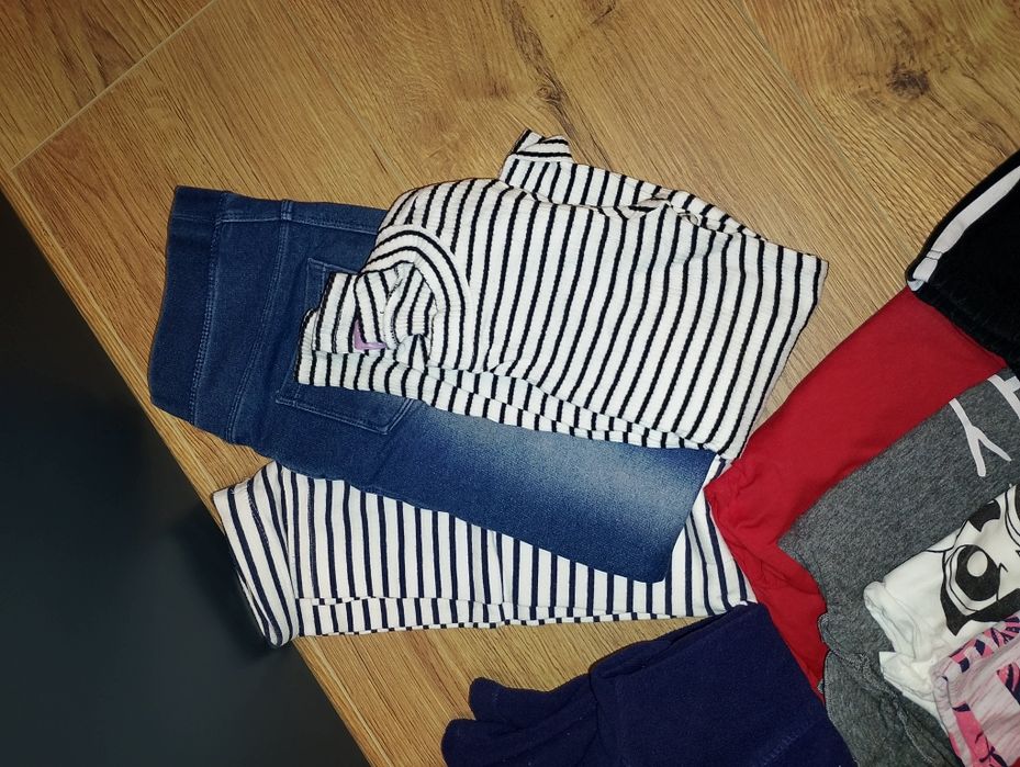 Paka ubrań 134-140 dziewczynka