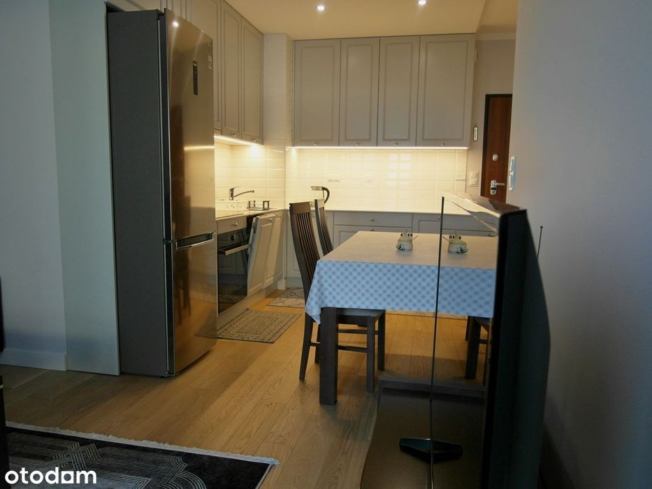 Piaseczno, ul. Puławska, 2 pok. meble, garaż, balkon 3000 zł