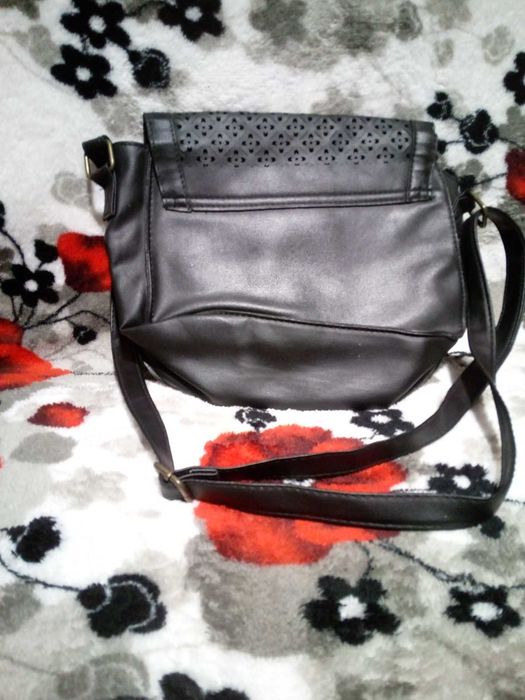 Atmosphere кожаная сумочка через плече