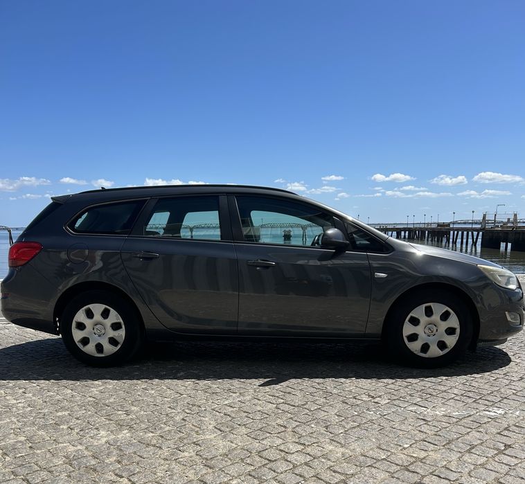 Opel Astra Sports Tourer 1.7 2012