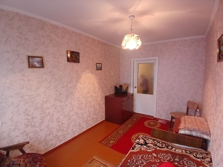 Продаж 2к квартири в р-ні Дендропарку