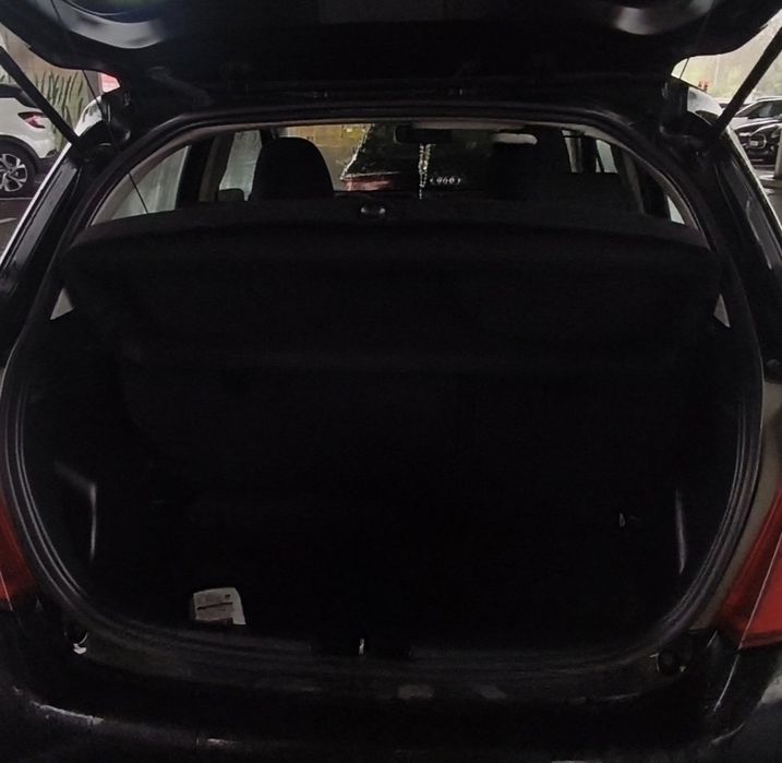 Toyota Yaris 2013 — photo 5