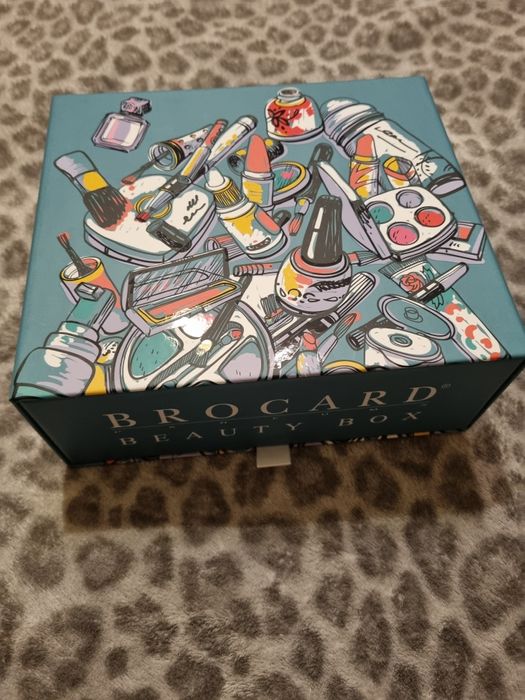 Коробка для косметики