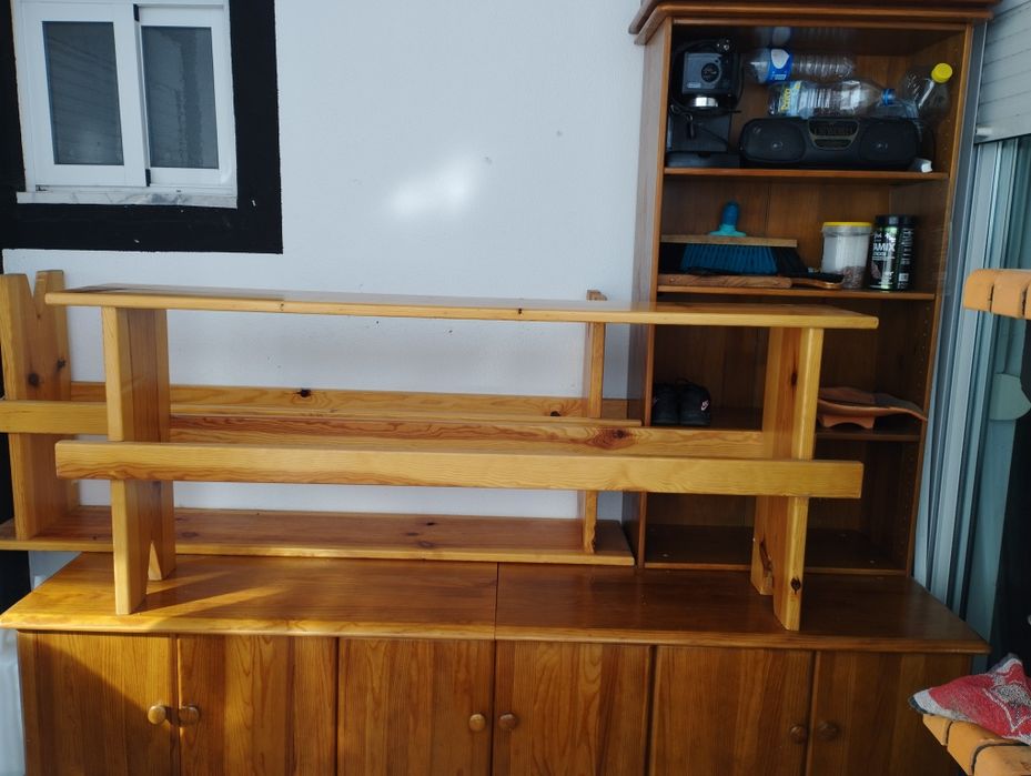 Móvel de sala e bancos para venda