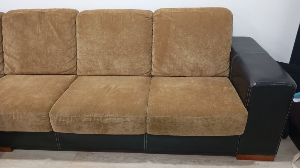 Sofá chaise long castanho e preto madeira maciça