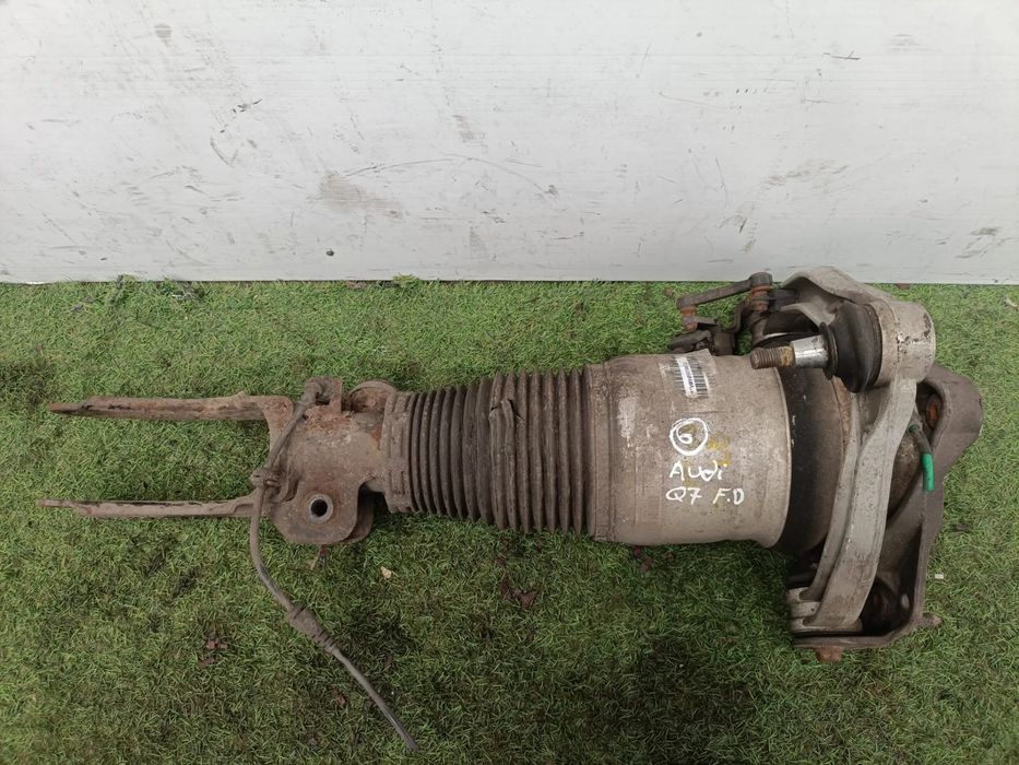 Bomba / balão da suspensão AUDI Q7 (4L)