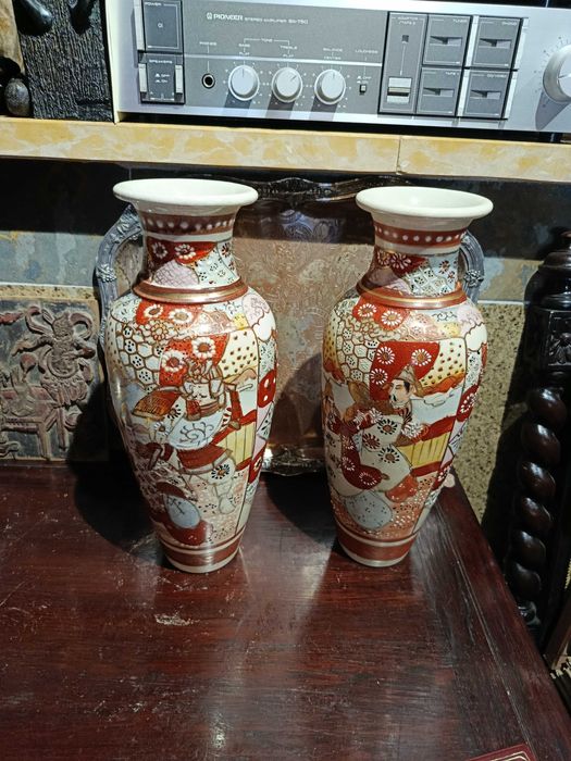 Jarras cerâmica satsuma Japão séc XIX 33 cm Assinados