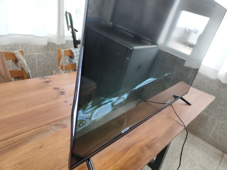 TV  LG  43   para peças.