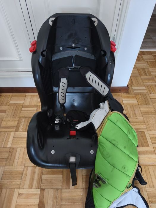 Cadeirinha automóvel para bebe