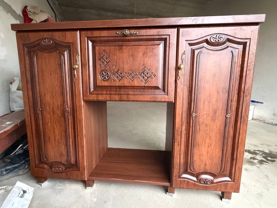 Продам комод в гарному стані