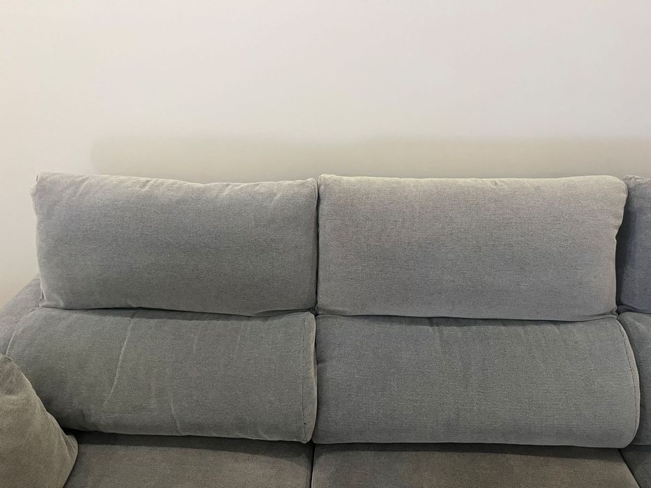 Sofá marca Ikea ( preço original 899 € - venda atual por 250 €)