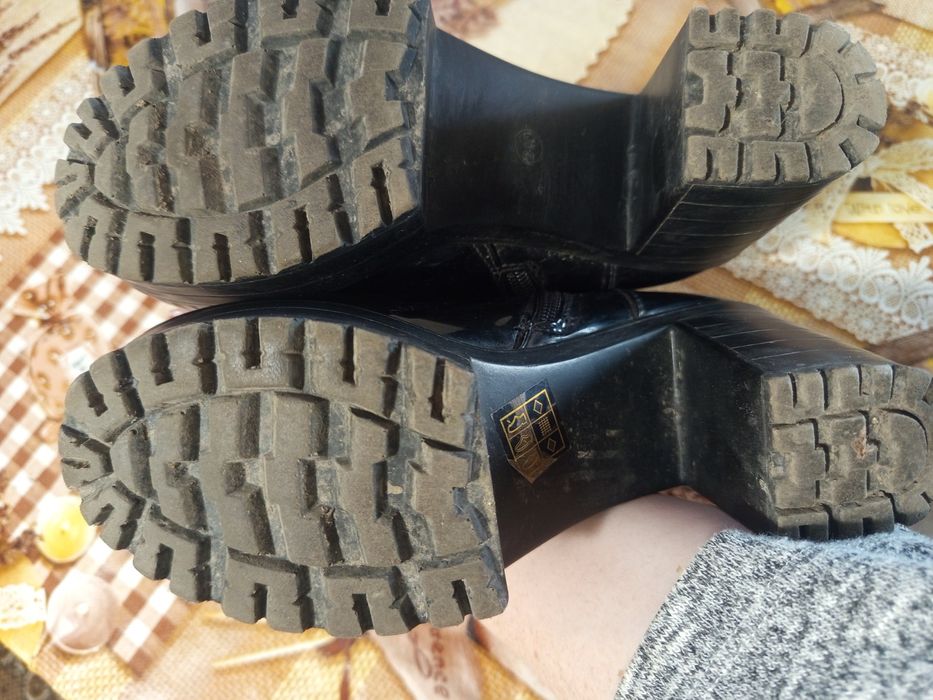 Демісезонні ботінки