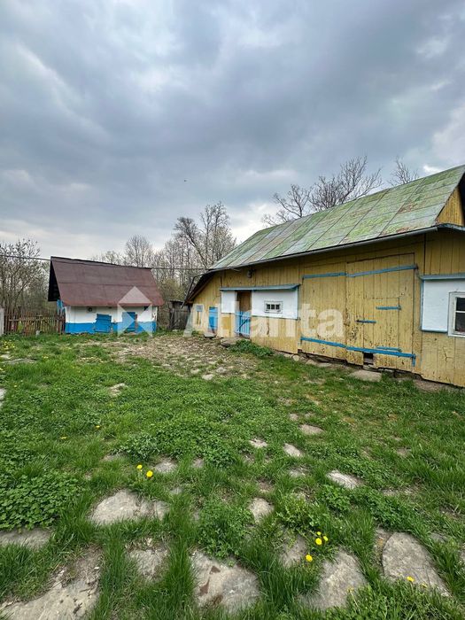 Земельна ділянка 50 соток із будинком с. Кам’яна
