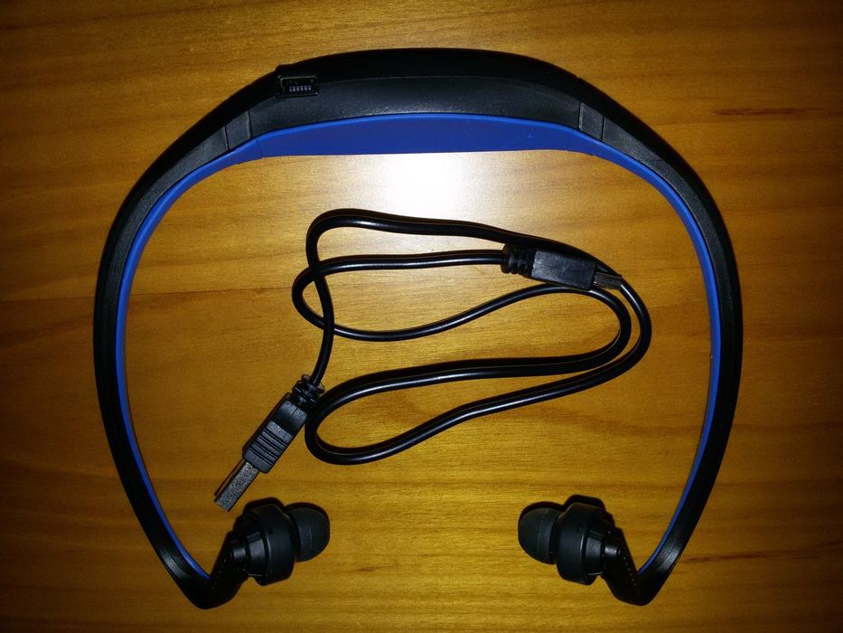 Auscultadores Bluetooth Volkswagen T-Roc novo / Rádio GPS Volkswagen