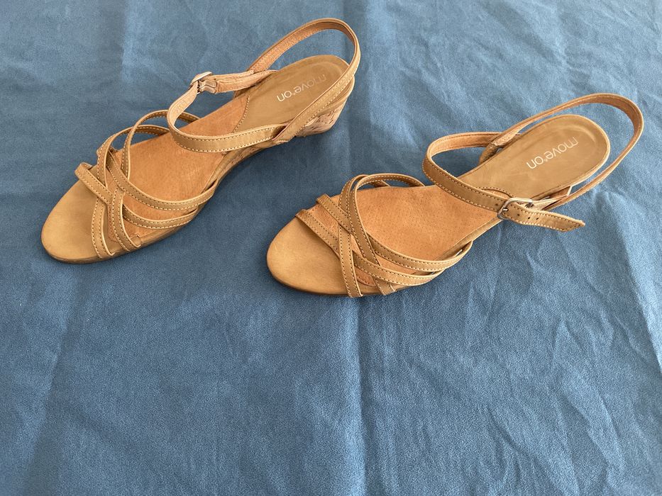 Sapatos de senhora Move'on 40