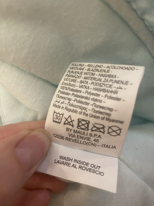 Демисезонна  яскрава курточка для дівчинки