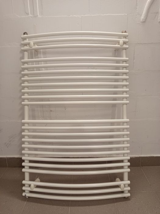 grzejnik łazienkowy Kaloryfer łazienkowy 74x105 + głowica  Danfoss