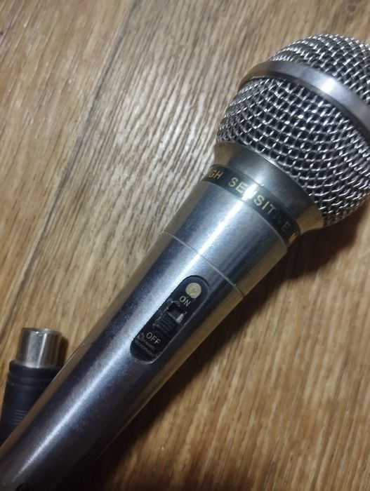 Мікрофон ручний вокальний High Sensitive AH59-01198E
