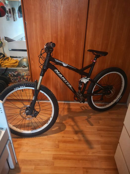 Rower full suspension nakita Engine 5.5