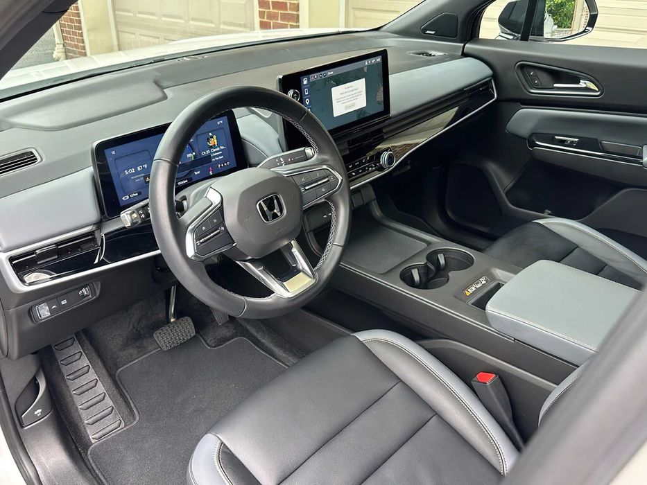 Honda Prologue      2024