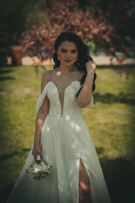 Весільна сукня 42-44 розмір