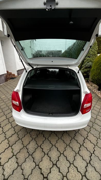 Skoda Fabia Comby 2012 року