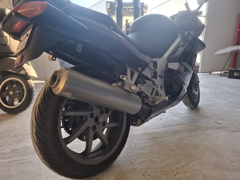 Honda VFR 750 1992 | 33.000 km | Excelente estado