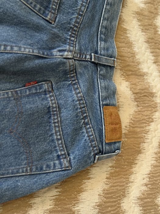 Джинси Levis жіночі