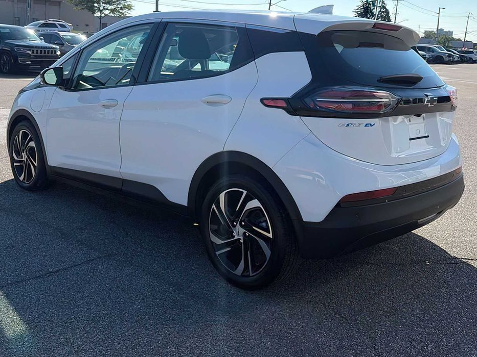 Chevrolet Bolt EV      2023