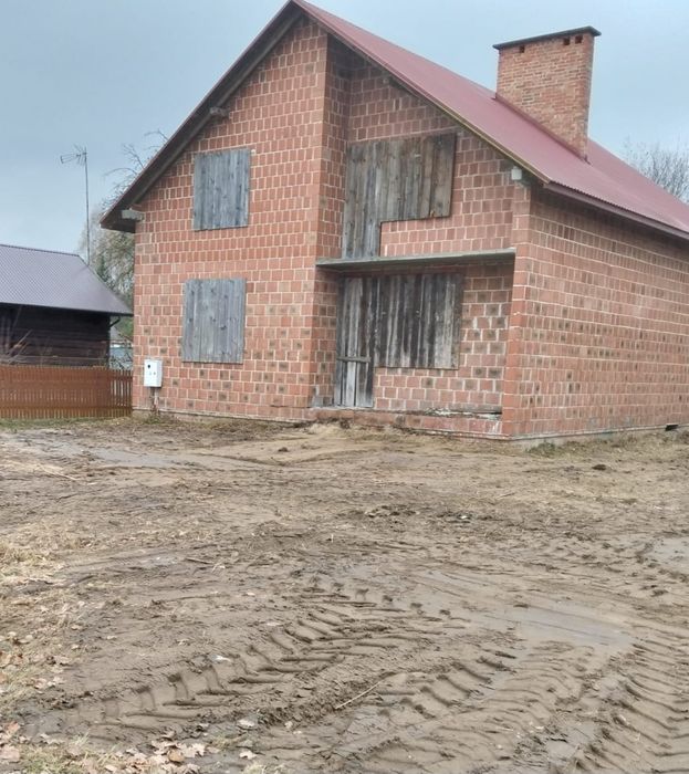 Dom jednorodzinny w stanie surowym , Gwoździec