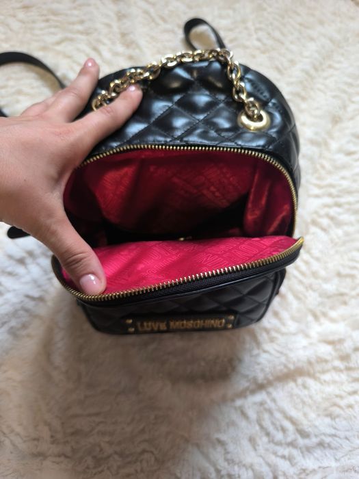Mala Love Moschino