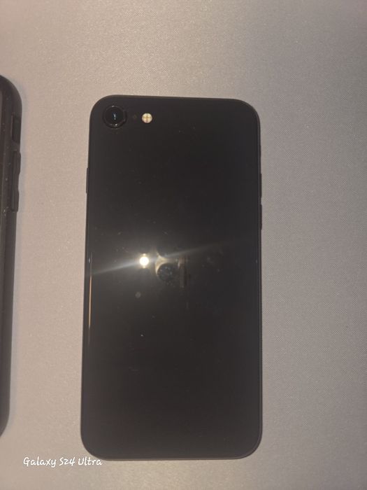 IPhone se 2020 ios 18.5!