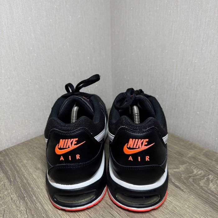 Кросівки Nike Air Max Command Leather