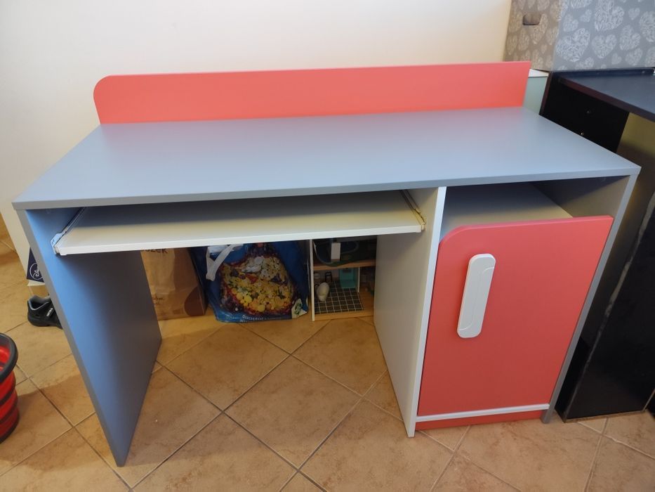 Sprzedam biurko stan bardzo dobry