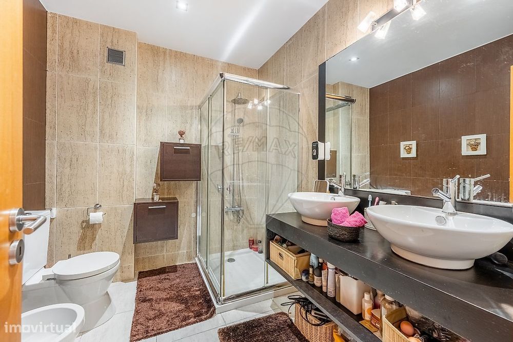 Moradia Gaveto T3 com piscina em Palmeira, Braga!