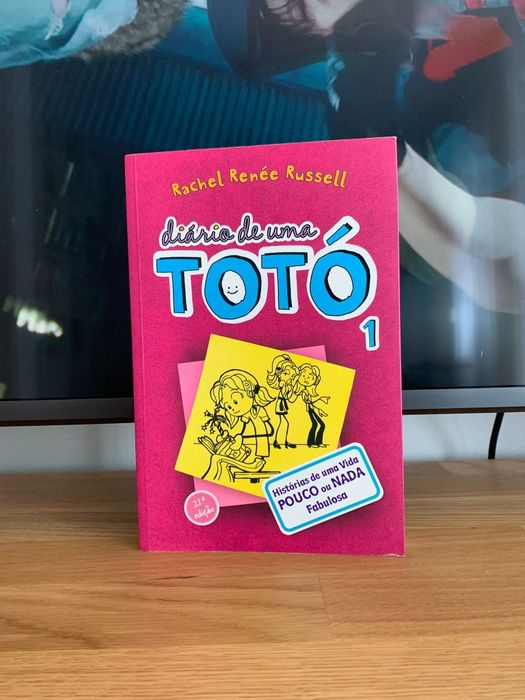 Livro “diário de uma totó”