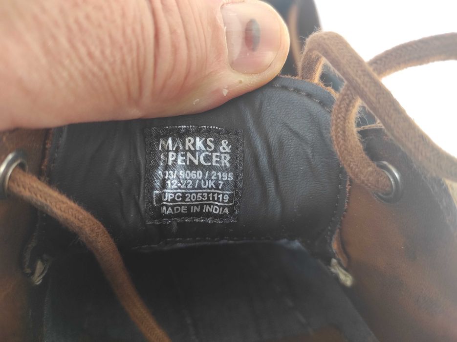 Туфли,топсайдери кожанние Marks Spencer р.41
