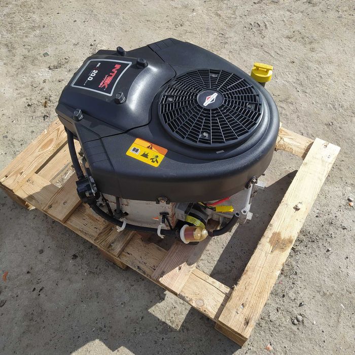 Silnik Spalinowy Briggs&Stratton 20KM Inek z pompą Idealny
