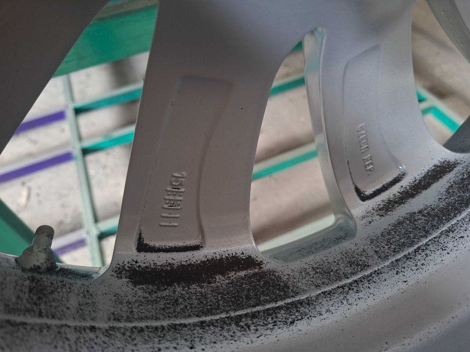 Диски БМВ 5/120 R18 8J ET30 BMW 5 F10, 3 F30, 4 F32/33, 6 F06, 7 F01/02 329 Style (6790174).