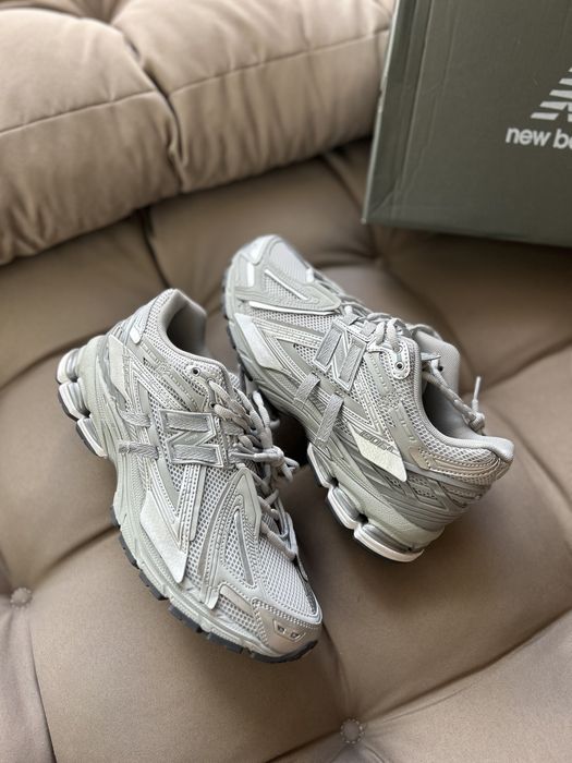 New Balance 1906A Concrete Silver Metallic оригинал размер 43