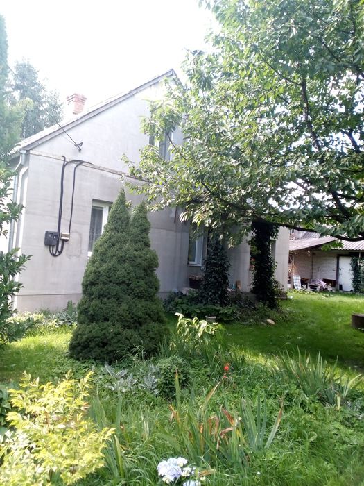 Здаю Пів Будинка  в Гаразджі!!