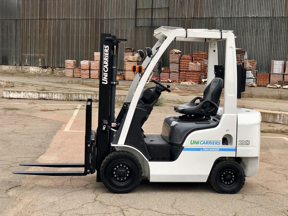 Навантажувач вилковий Nissan FG20 вилочный погрузчик, кара