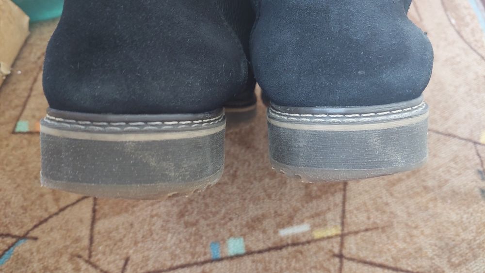 Продам зимние ботинки