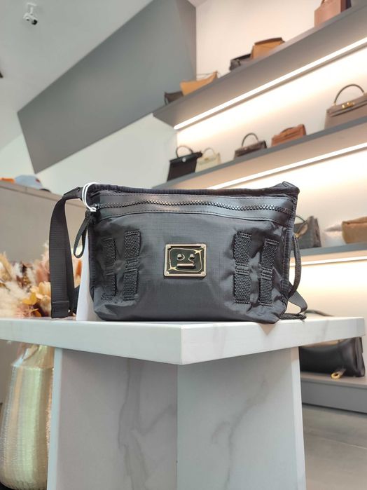 Сумка Acne Studios Logo plate belt bag Black