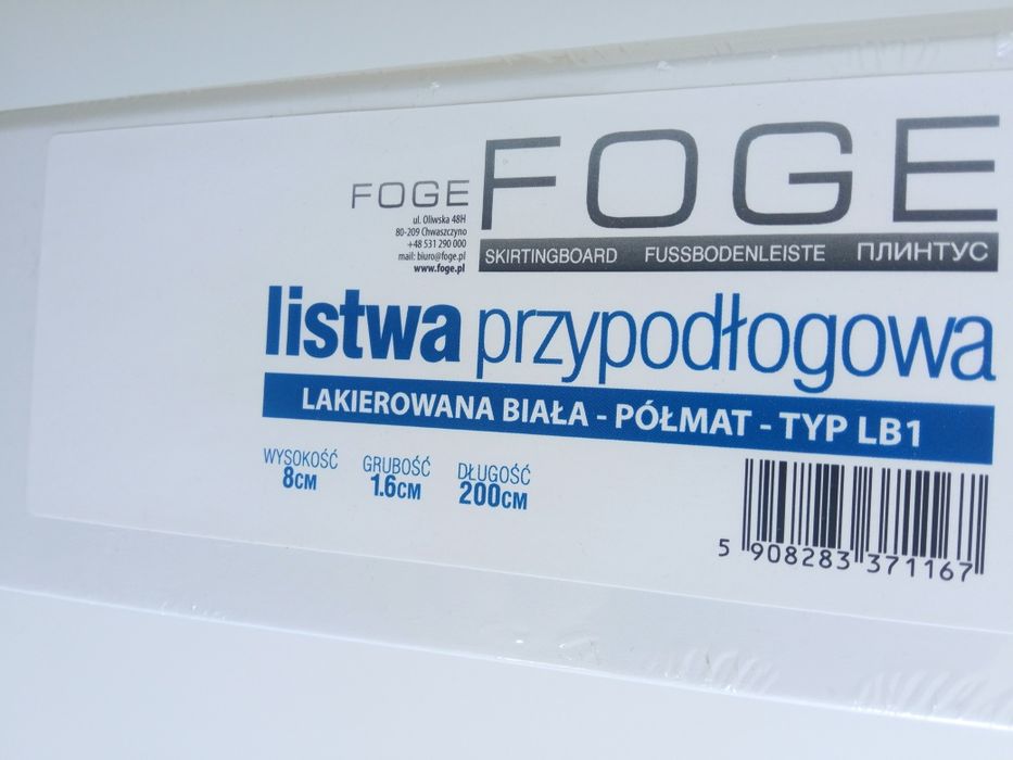 Listwy  przypodłogowe, białe