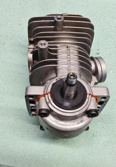 Pilarka Echo 352 gaźnik,karter,cylinder,rozrusznik,cewka,starter